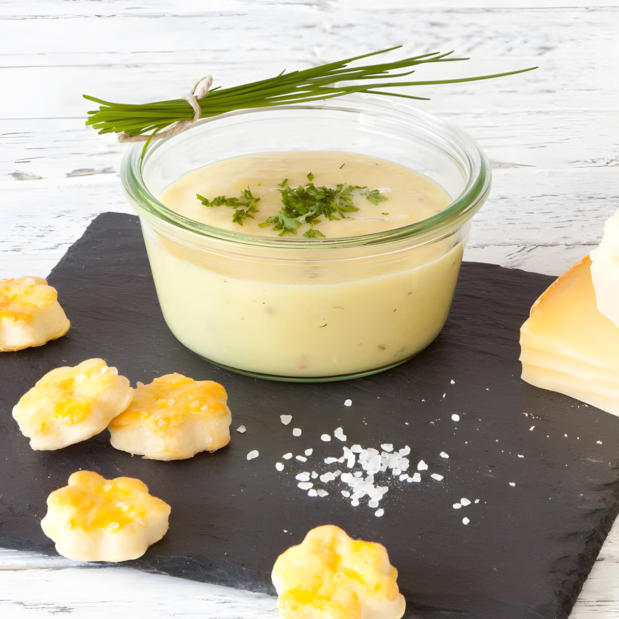 Weck 740 Mold Jar 10 oz – Wide-Opening Glass Bowl for Desserts and Snacks